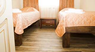Гостевой дом Загородный отель Bulatnikovo Club Видное Стандартный двухместный номер с 2 отдельными кроватями-4